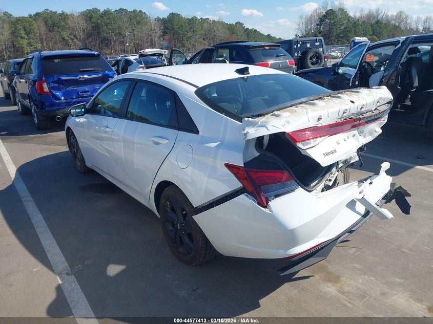 2022 Hyundai Elantra Sel