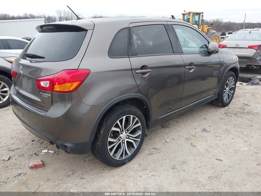 2016 Mitsubishi Outlander Sport 2.0 Es