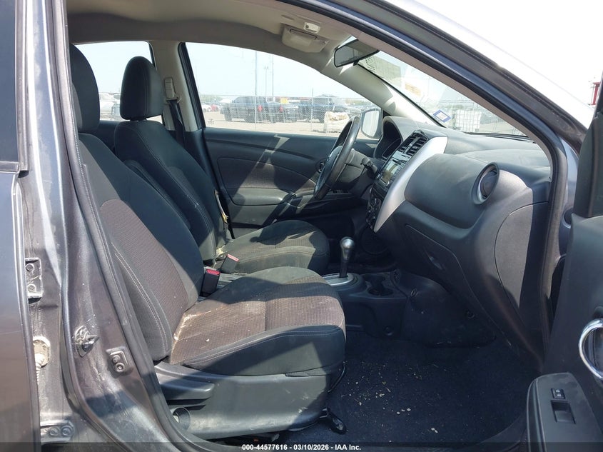 2017 Nissan Versa 1.6 Sv