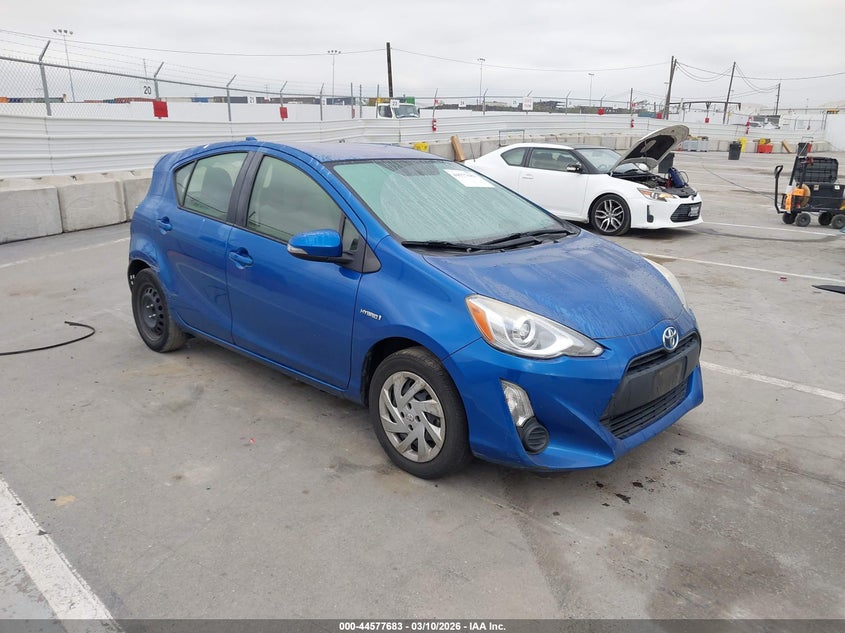 2015 Toyota Prius C One