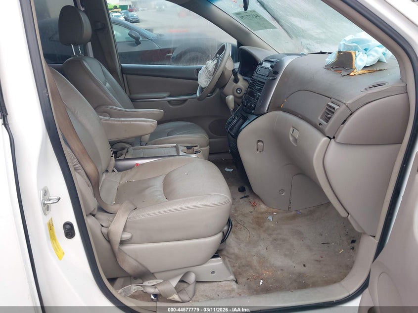 2008 Toyota Sienna Le