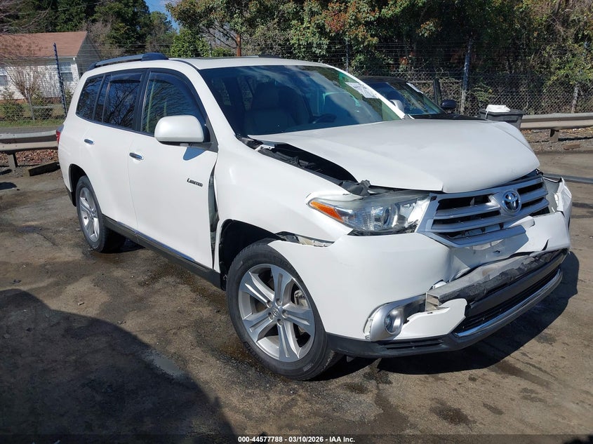 2013 Toyota Highlander Limited V6