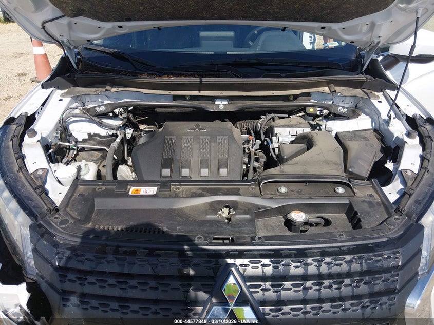2024 Mitsubishi Eclipse Cross Se S-Awc/Sel S-Awc VIN: JA4ATWAA2RZ019853 Lot: 44577849