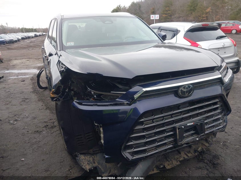 TOYOTA HIGHLANDER XLE