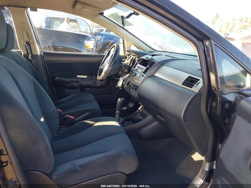 2010 Nissan Versa 1.8S