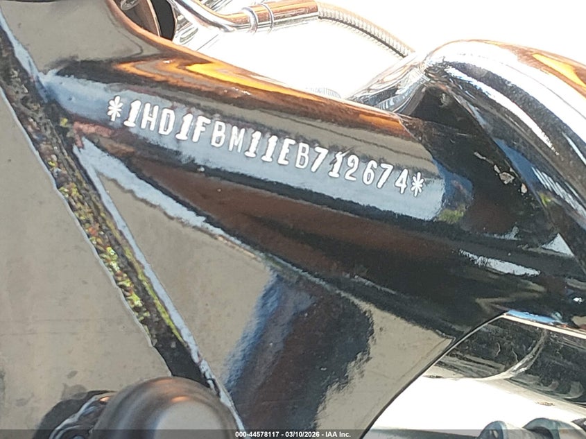 2014 Harley-Davidson Flhr Road King VIN: 1HD1FBM11EB712674 Lot: 44578117