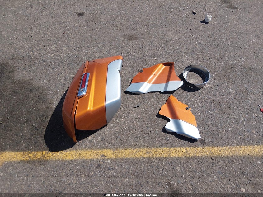 2014 Harley-Davidson Flhr Road King VIN: 1HD1FBM11EB712674 Lot: 44578117