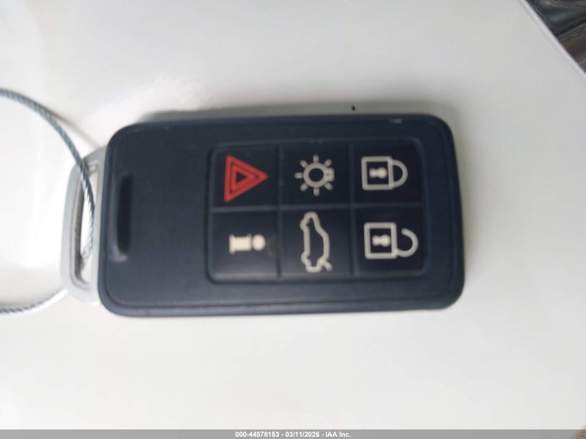 2014 Volvo S80 3.2/3.2 Platinum/3.2 Premier Plus VIN: YV1952AS0E1180872 Lot: 44578153