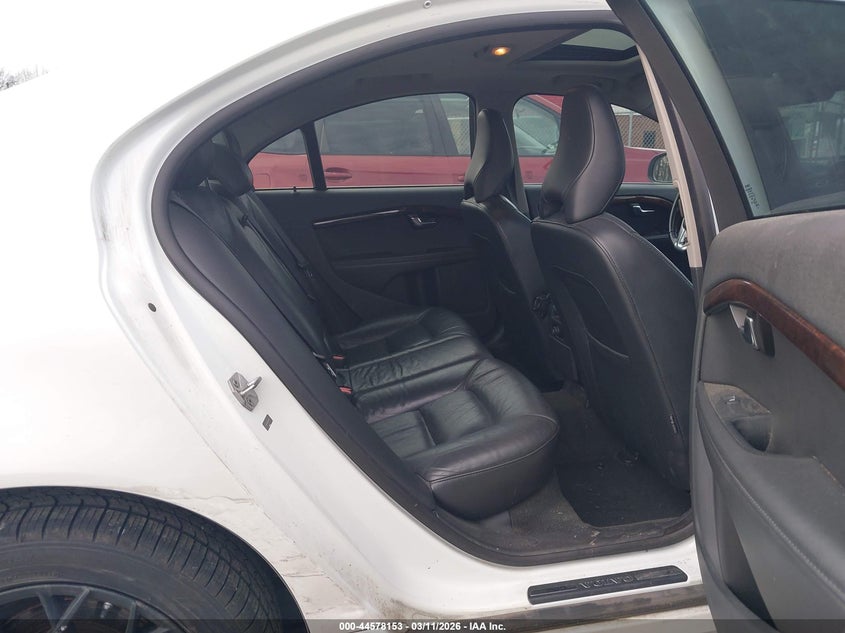 2014 Volvo S80 3.2/3.2 Platinum/3.2 Premier Plus VIN: YV1952AS0E1180872 Lot: 44578153