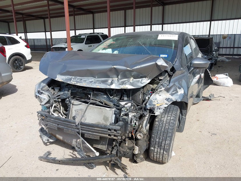 2021 Nissan Versa Sv Xtronic Cvt