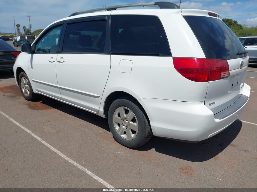 2004 Toyota Sienna Le
