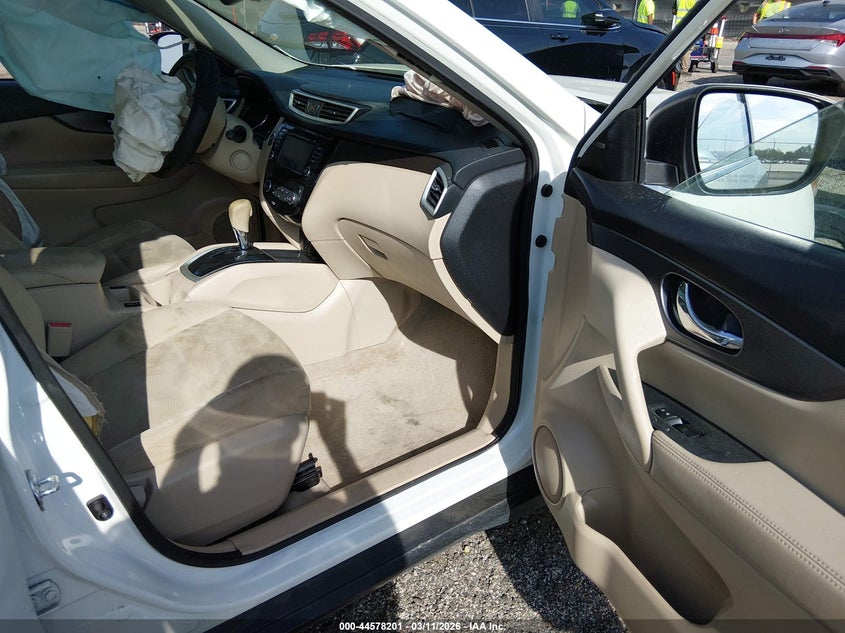 2015 Nissan Rogue Sv