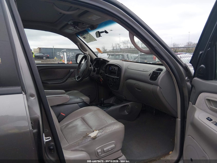 2003 Toyota Sequoia Sr5 V8