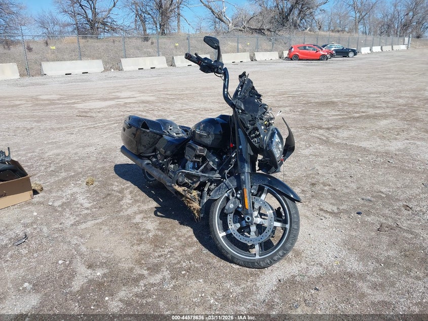 2024 Harley-Davidson Flhx