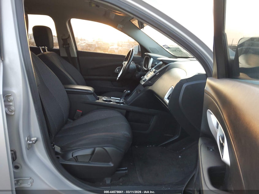 VIN 2GNALCEK5H6269158 2017 CHEVROLET EQUINOX LT