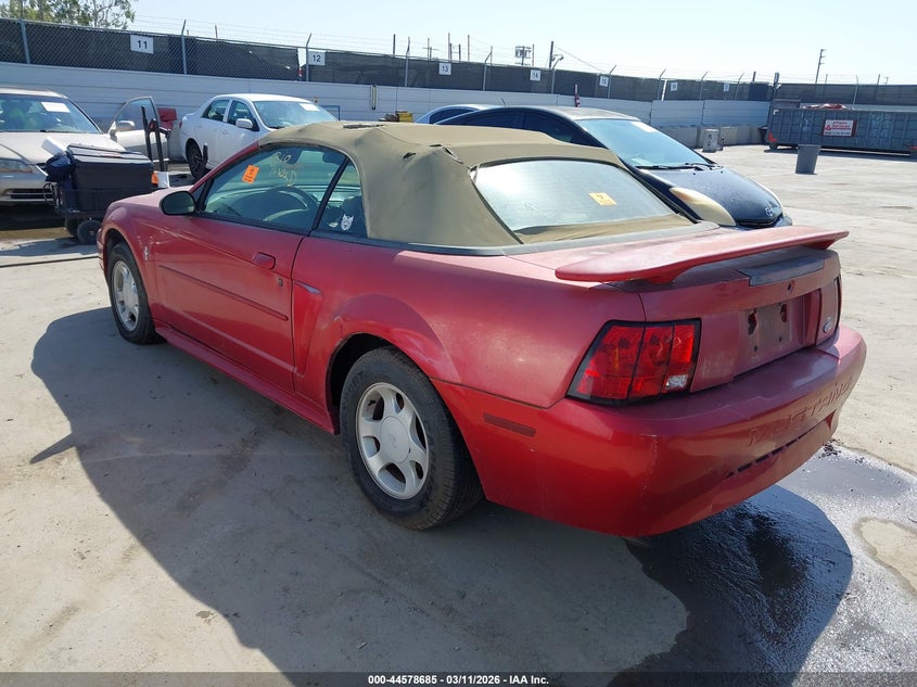 2000 Ford Mustang