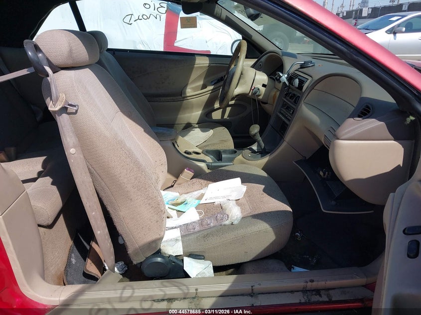 2000 Ford Mustang