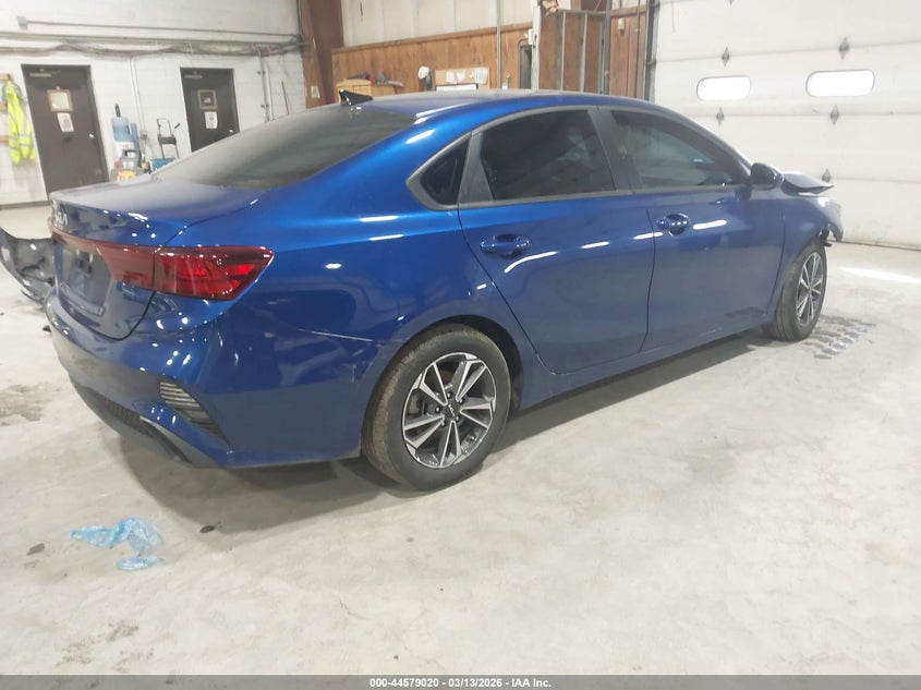 Vin: 3kpf24adxre745632, lot: 45075900, kia forte lxs 20244