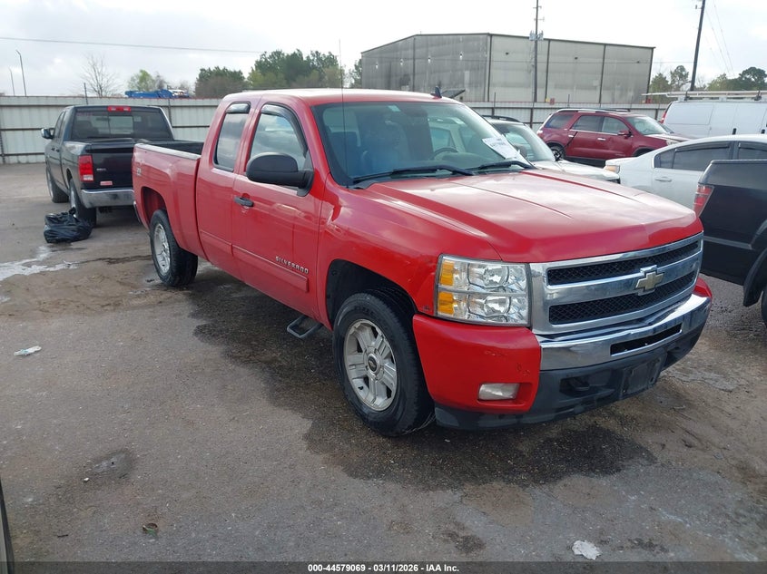 2011 CHEVROLET SILVERADO 1500 LT