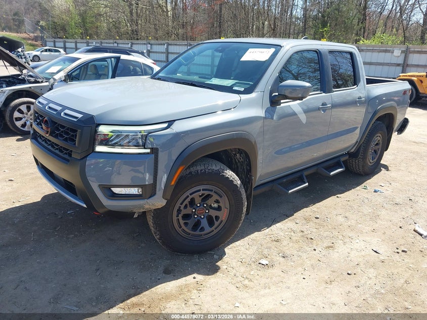 2025 Nissan Frontier Pro-4X 4X4