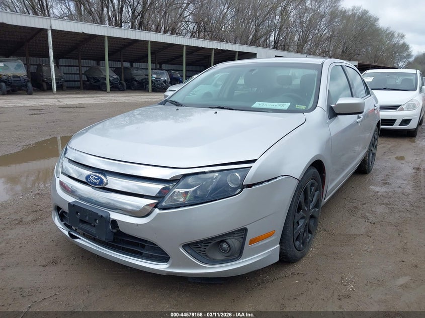 Vin: 3fahp0ha2br122900, lot: 45076038, ford fusion se 20112