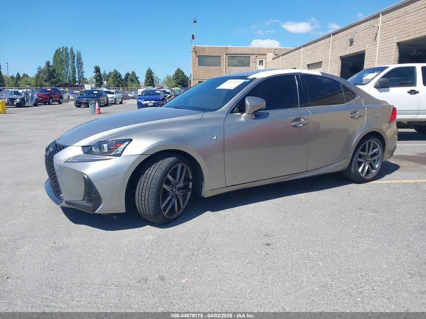 Vin: jthba1d2xj5067571, lot: 45076055, lexus is 300 20182