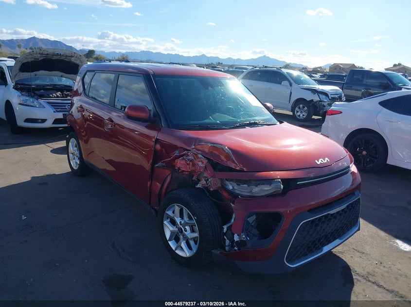 2022 Kia Soul Lx