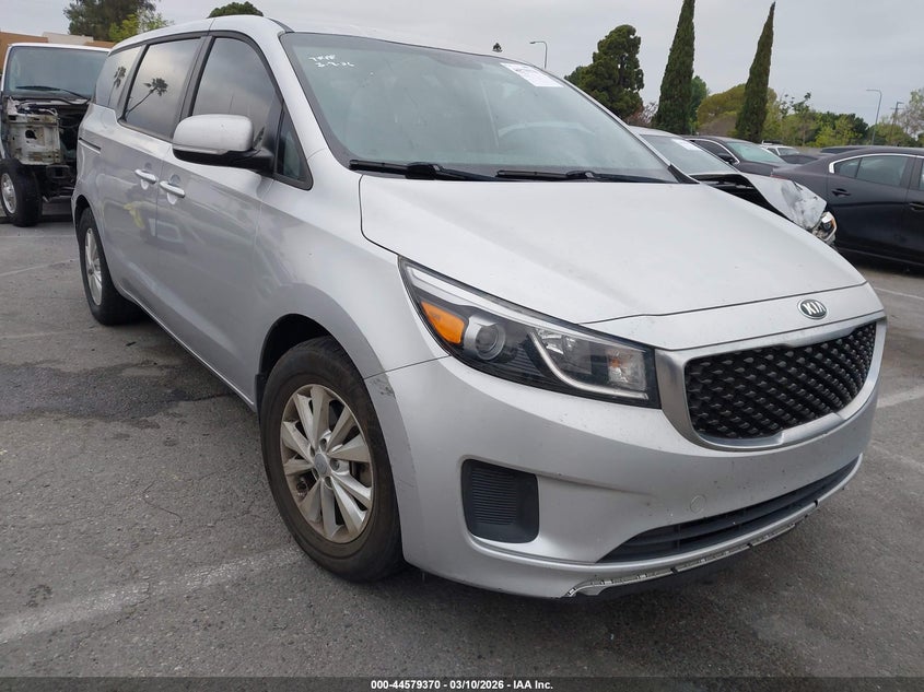 2017 Kia Sedona L
