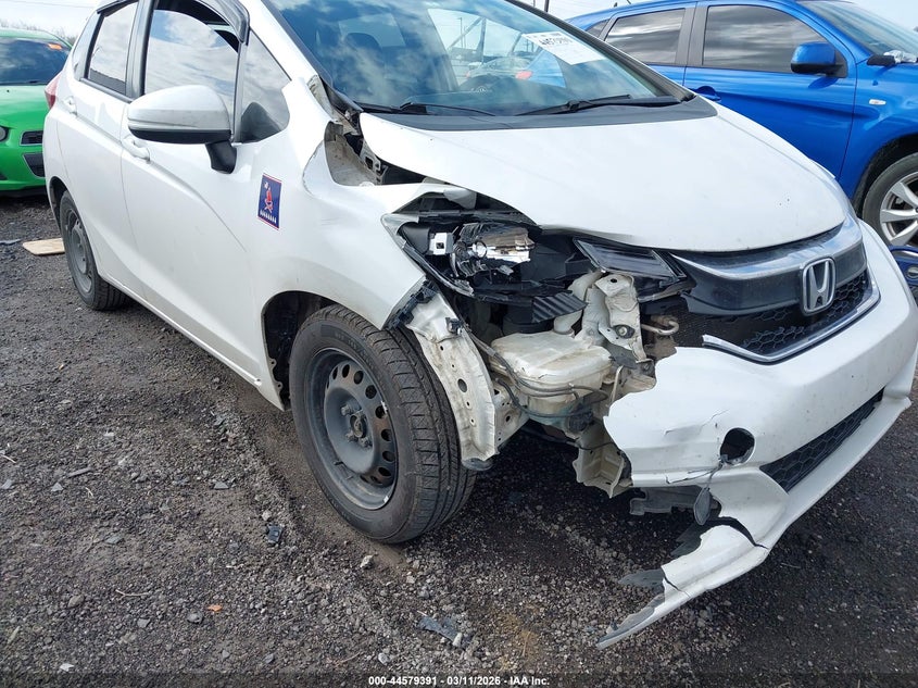 2019 HONDA FIT auction photo 6