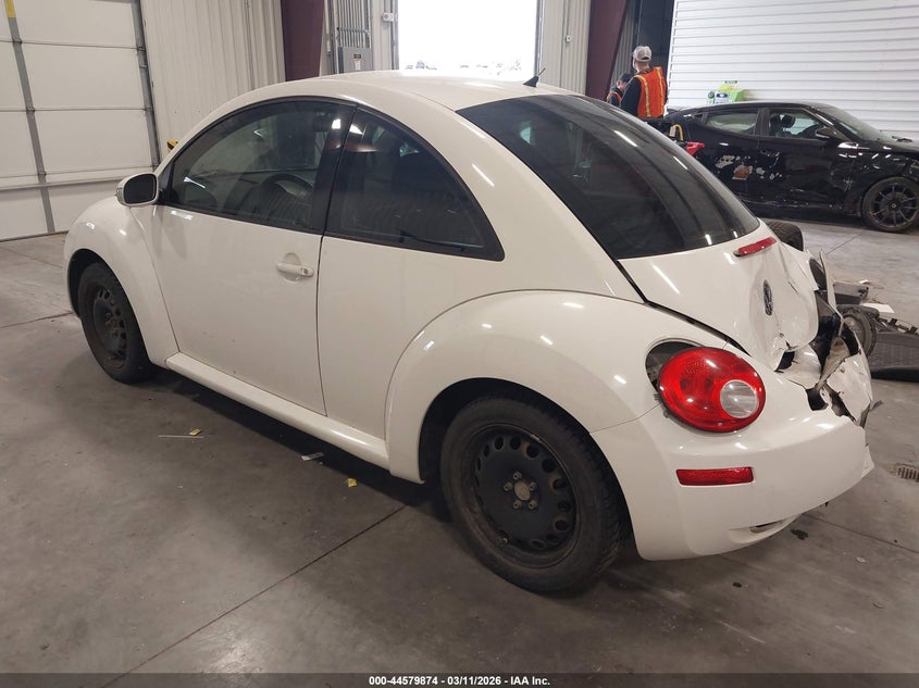 2010 Volkswagen New Beetle 2.5L Final Edition