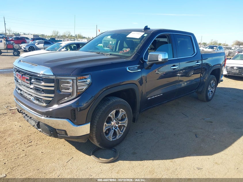 2025 GMC Sierra 1500 4Wd Short Box Slt