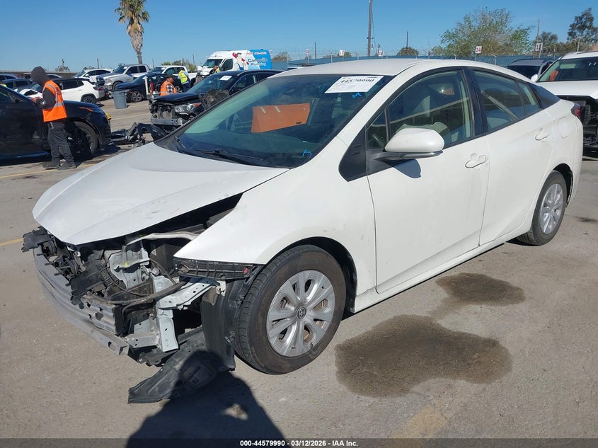 2019 Toyota Prius L Eco