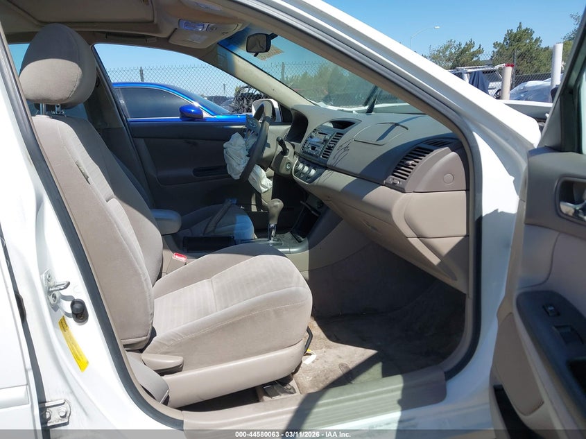 2005 Toyota Camry Le