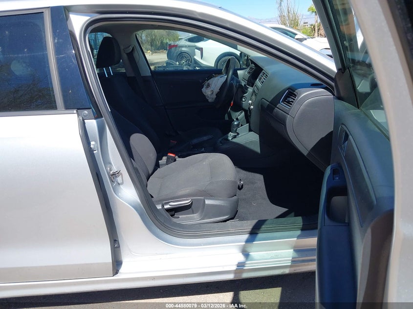 2013 Volkswagen Jetta 2.0L S