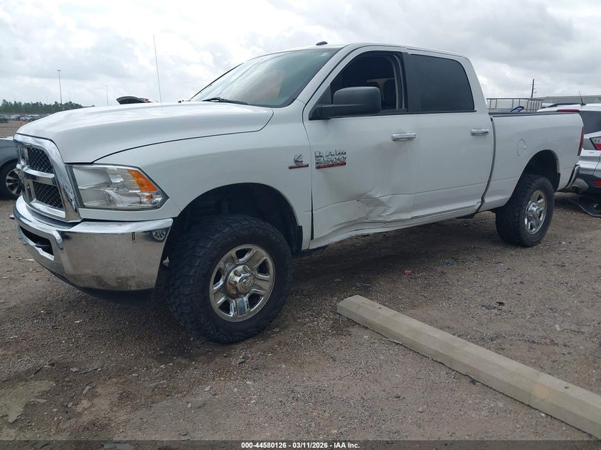 Vin: 3c6ur5dl2hg705860, lot: 45077006, ram 2500 slt  4x4 6'4 box 20172