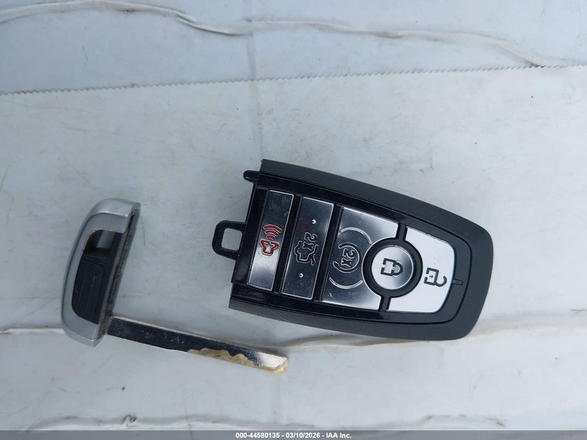 2018 Ford Edge Titanium VIN: 2FMPK4K9XJBB41956 Lot: 44580135