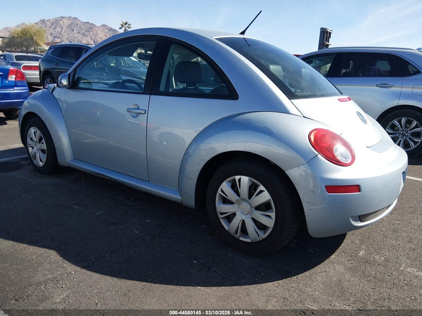 2010 Volkswagen New Beetle 2.5L Final Edition