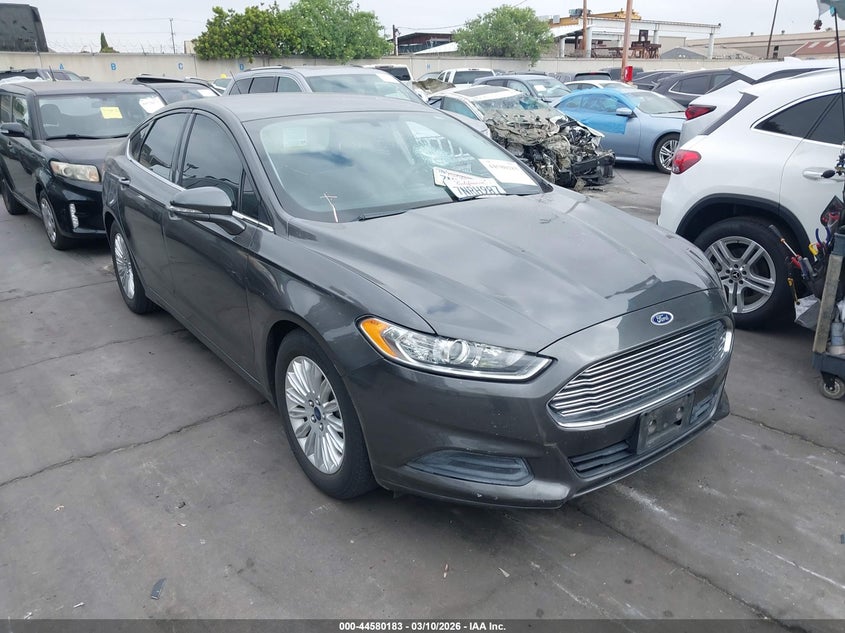 2016 Ford Fusion Hybrid Se