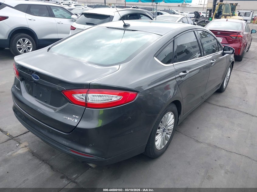 2016 Ford Fusion Hybrid Se