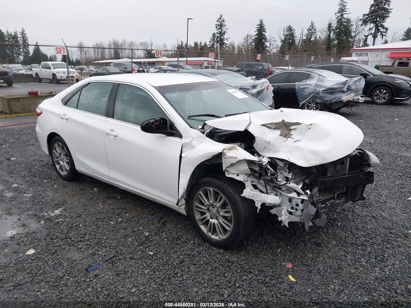 2015 Toyota Camry Le
