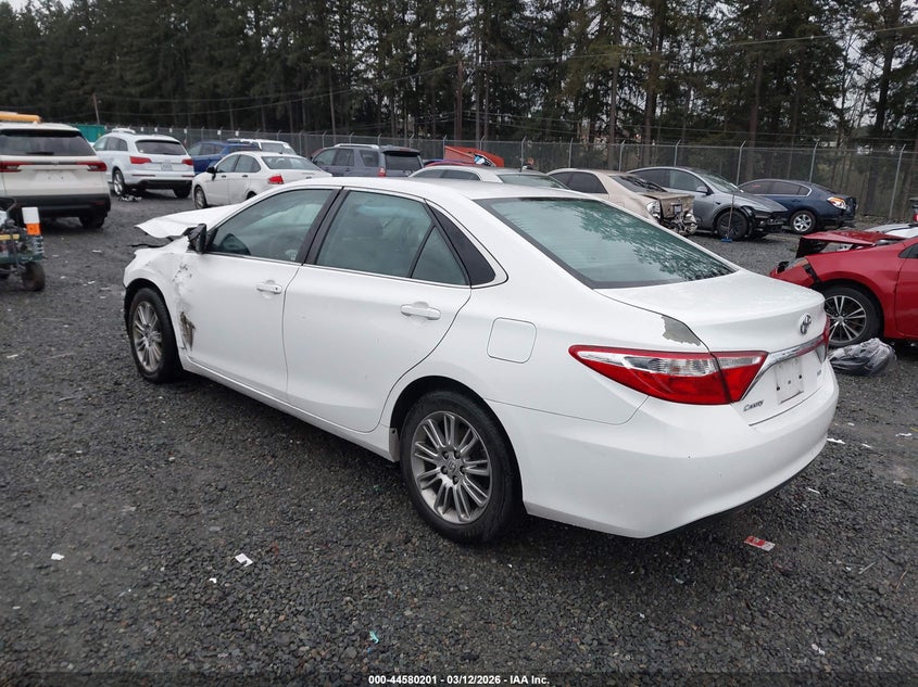 2015 Toyota Camry Le