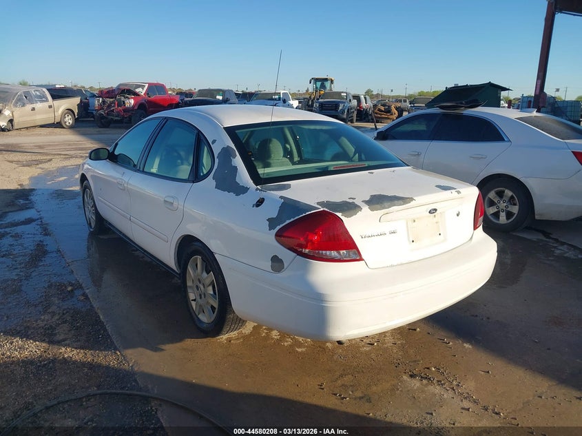 2005 Ford Taurus Se