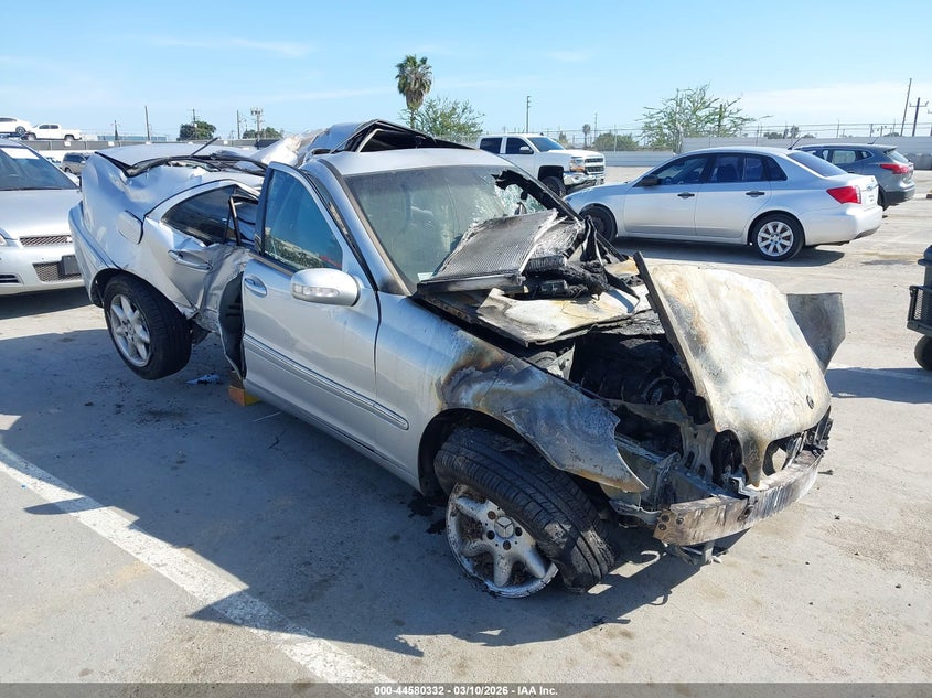 2003 Mercedes-Benz C 240