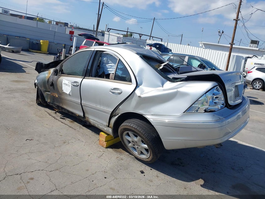 2003 Mercedes-Benz C 240