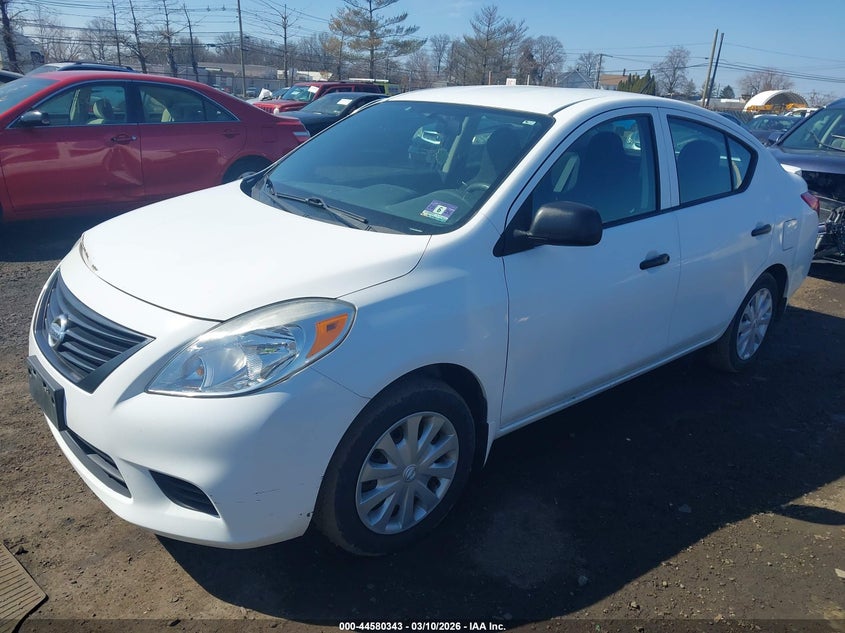 2014 Nissan Versa 1.6 S+