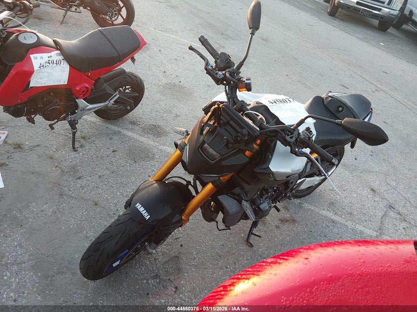 2025 Yamaha Mt09 Sp VIN: JYARN95Y1SA000447 Lot: 44580375