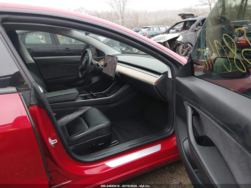 2019 Tesla Model 3 Long Range/Performance