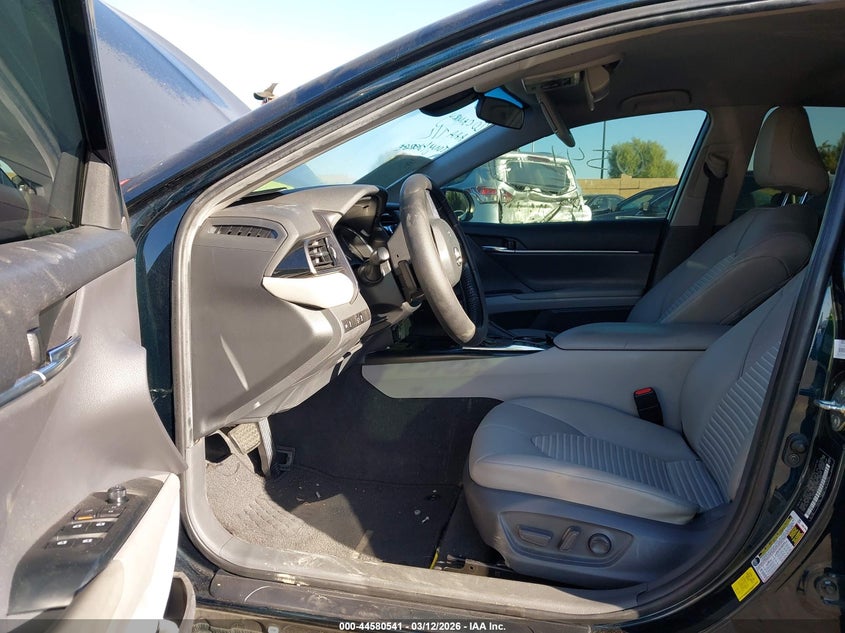 2020 Toyota Camry Se Hybrid