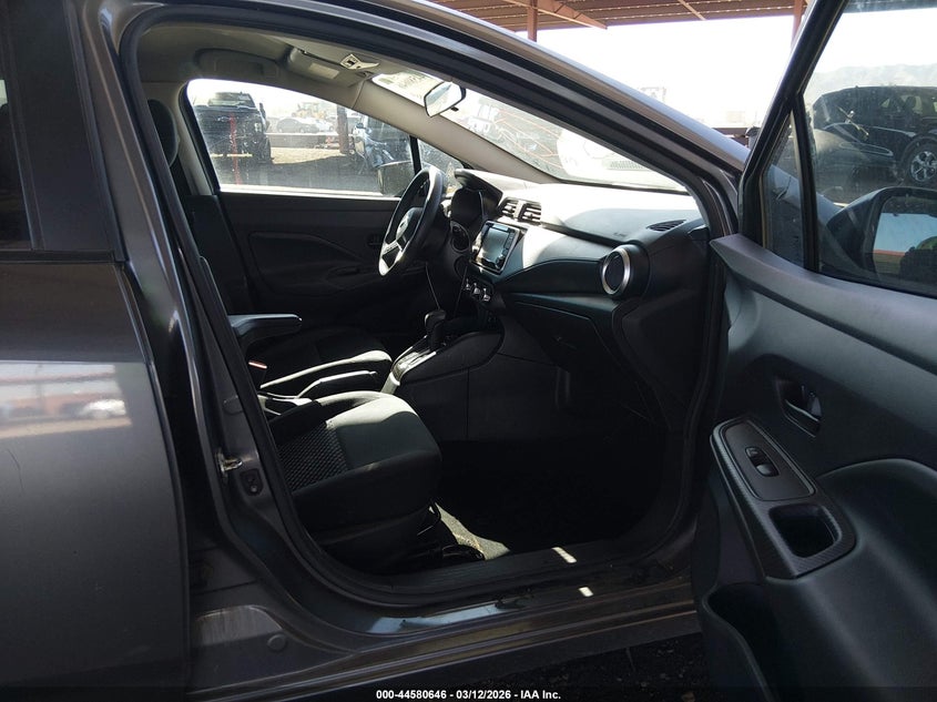 2020 Nissan Versa S Xtronic Cvt