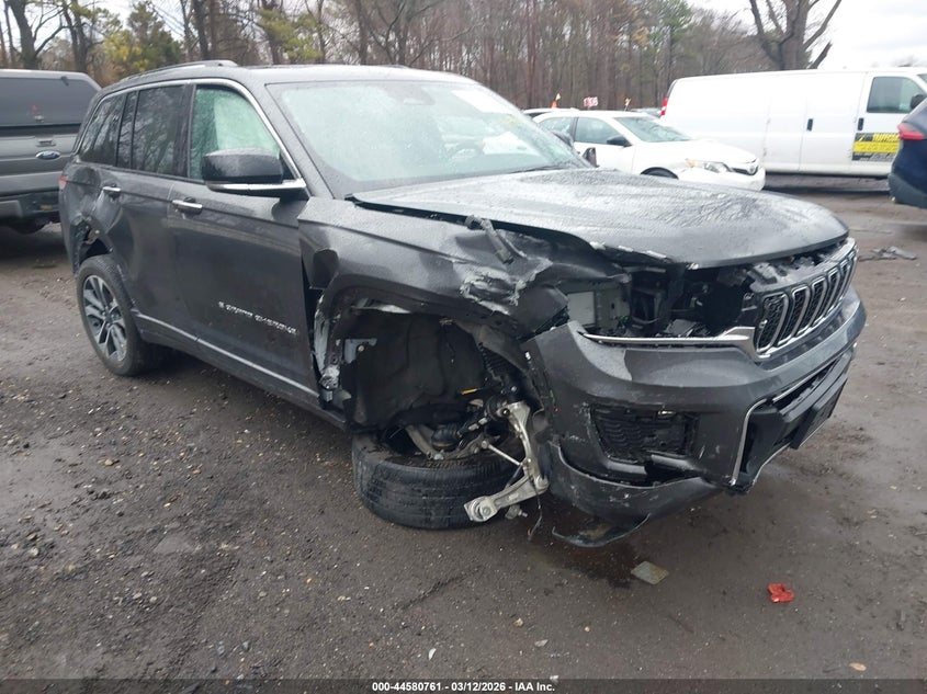 2022 Jeep Grand Cherokee Overland 4X4